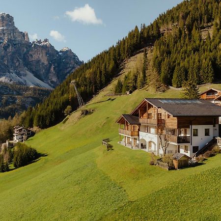 Refugium Laflu Apartments Corvara Exteriör bild